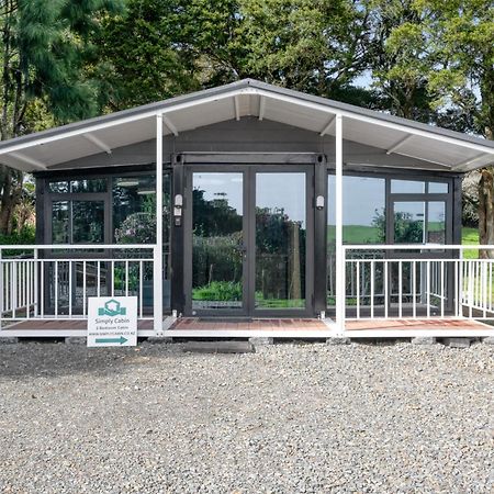 2 Bedrooms Cabin 5 Min To Pukekohe Town Centre Екстериор снимка