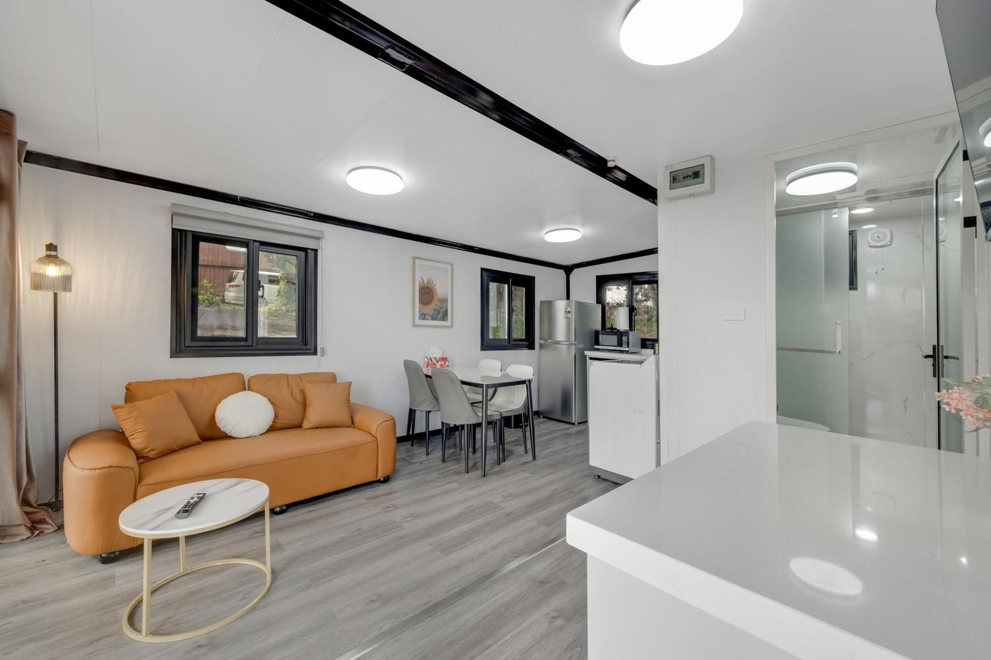 2 Bedrooms Cabin 5 Min To Pukekohe Town Centre Екстериор снимка