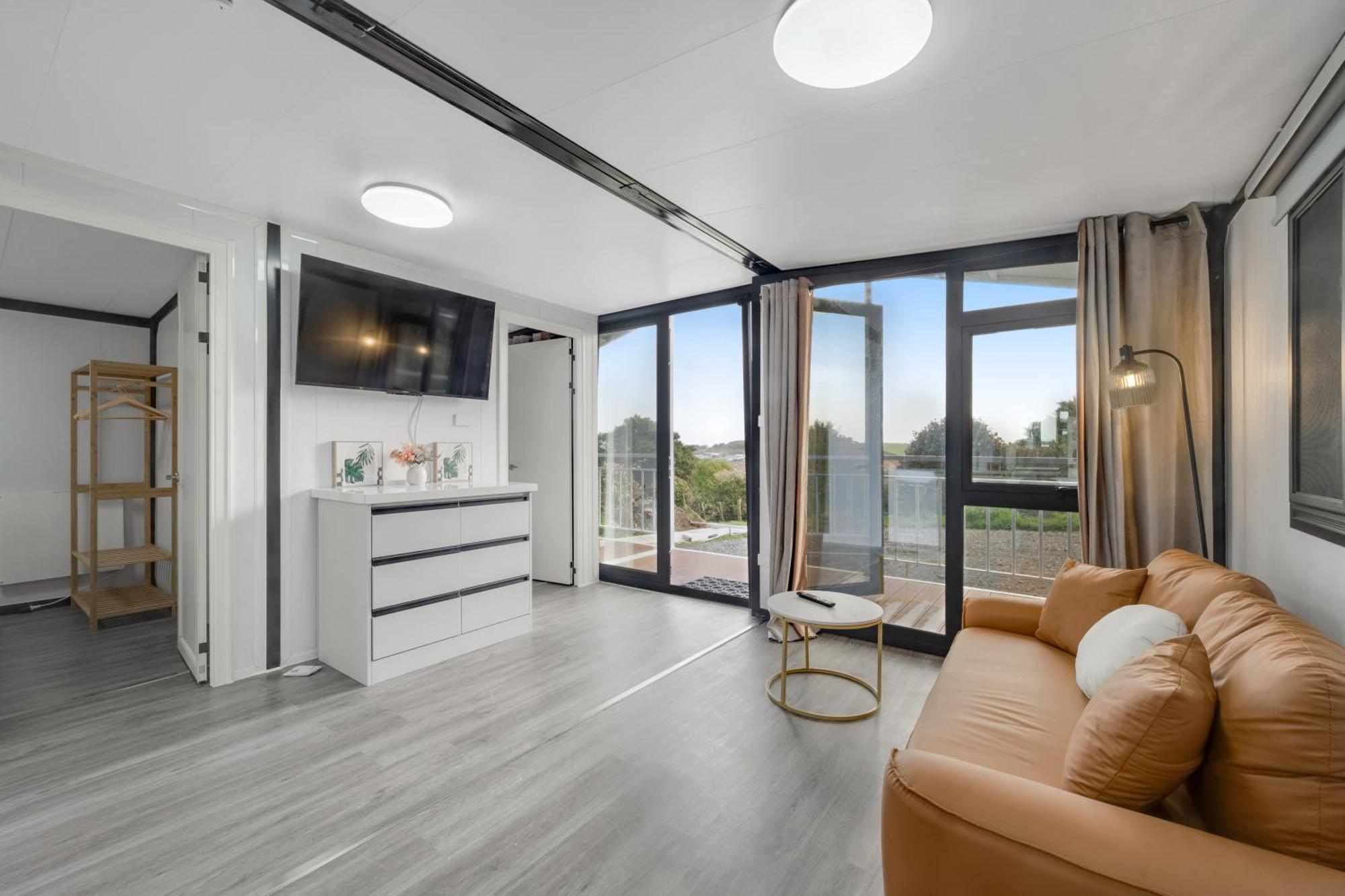 2 Bedrooms Cabin 5 Min To Pukekohe Town Centre Екстериор снимка