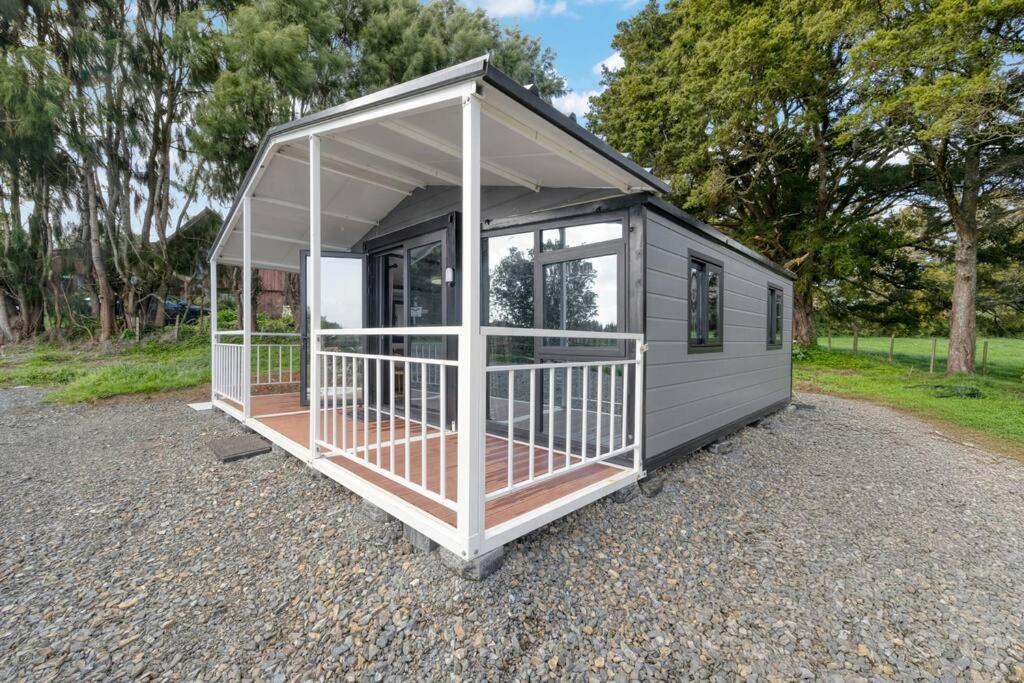 2 Bedrooms Cabin 5 Min To Pukekohe Town Centre Екстериор снимка