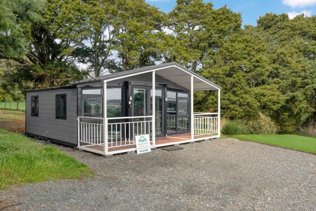 2 Bedrooms Cabin 5 Min To Pukekohe Town Centre Екстериор снимка