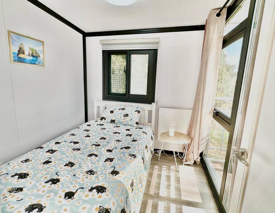 2 Bedrooms Cabin 5 Min To Pukekohe Town Centre Екстериор снимка
